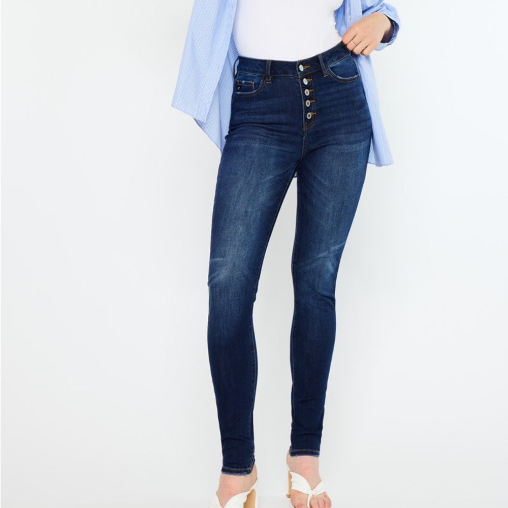 KanCan Curvy Jeans
